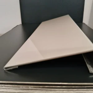 Chapa de aluminio lacada Solperfil 1